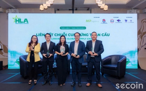Ms. Vo Thi Lien Huong - General Director of Secoin Company participated in the Ho Chi Minh City Logistics Forum 2024