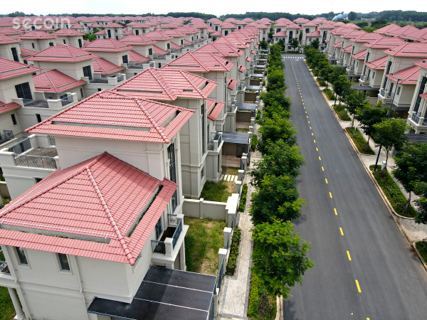 Gia chủ mệnh Hỏa nên tránh những màu đen, màu xanh biển