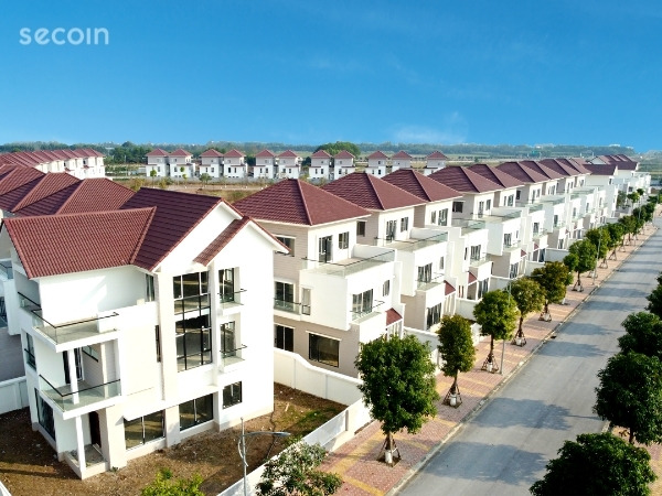 Ngói màu đỏ nâu sở hữu nhiều đặc tính ưu việt