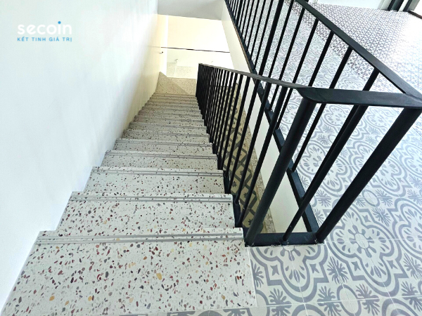 Tại sao nên lựa chọn bậc cầu thang Terrazzo cho công trình của bạn