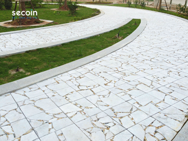 Những mẫu gạch sân vườn được yêu thích nhất năm 2023