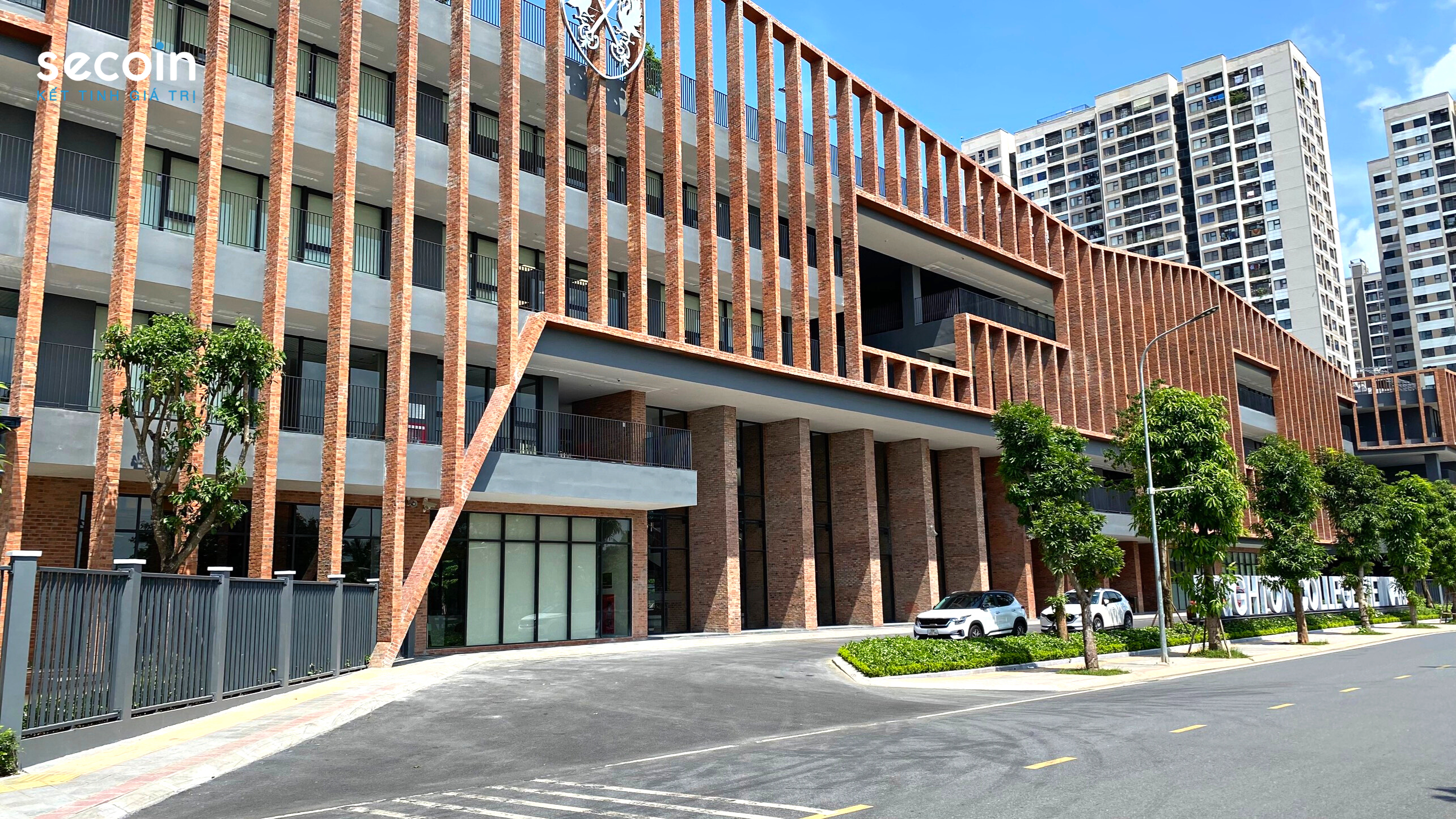 Gạch Terrazzo ngoài trời Secoin tại trường Brighton College Vietnam - Vinhomes Ocean Park, Hà Nội 