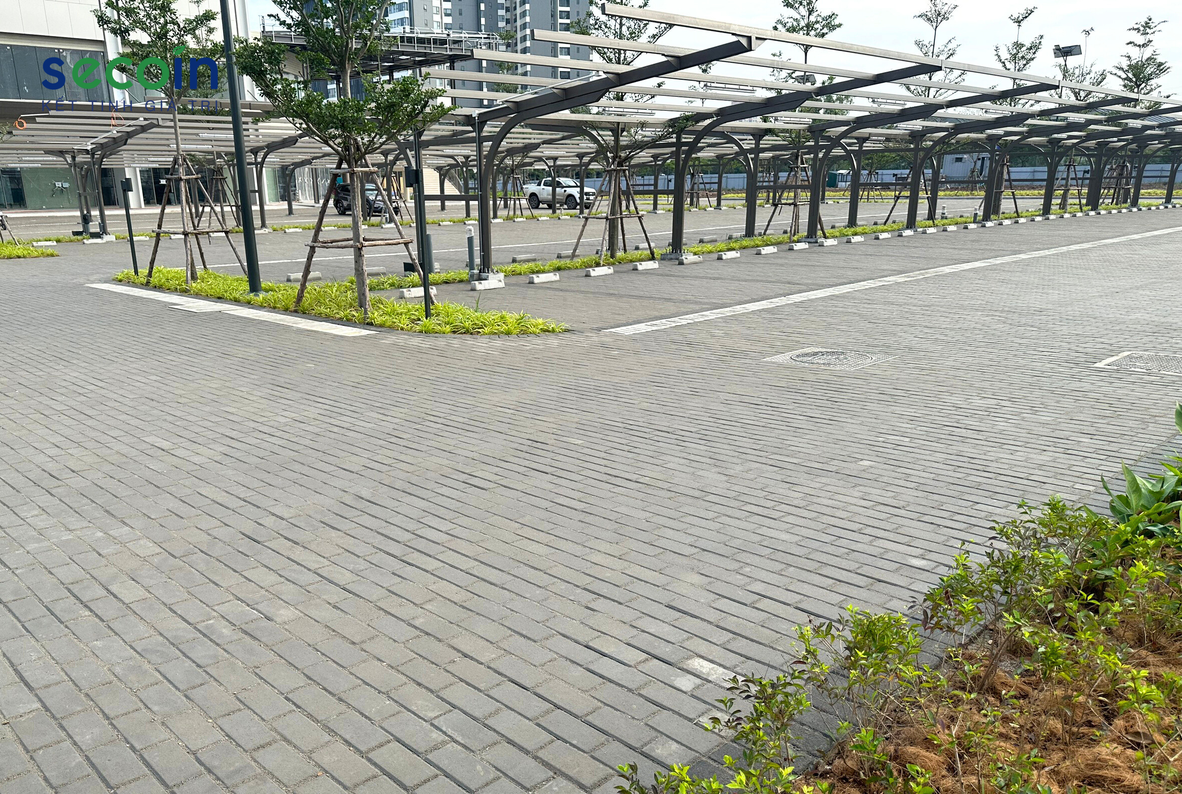 Gạch lát tự chèn Khu đô thị ParkCity Hanoi