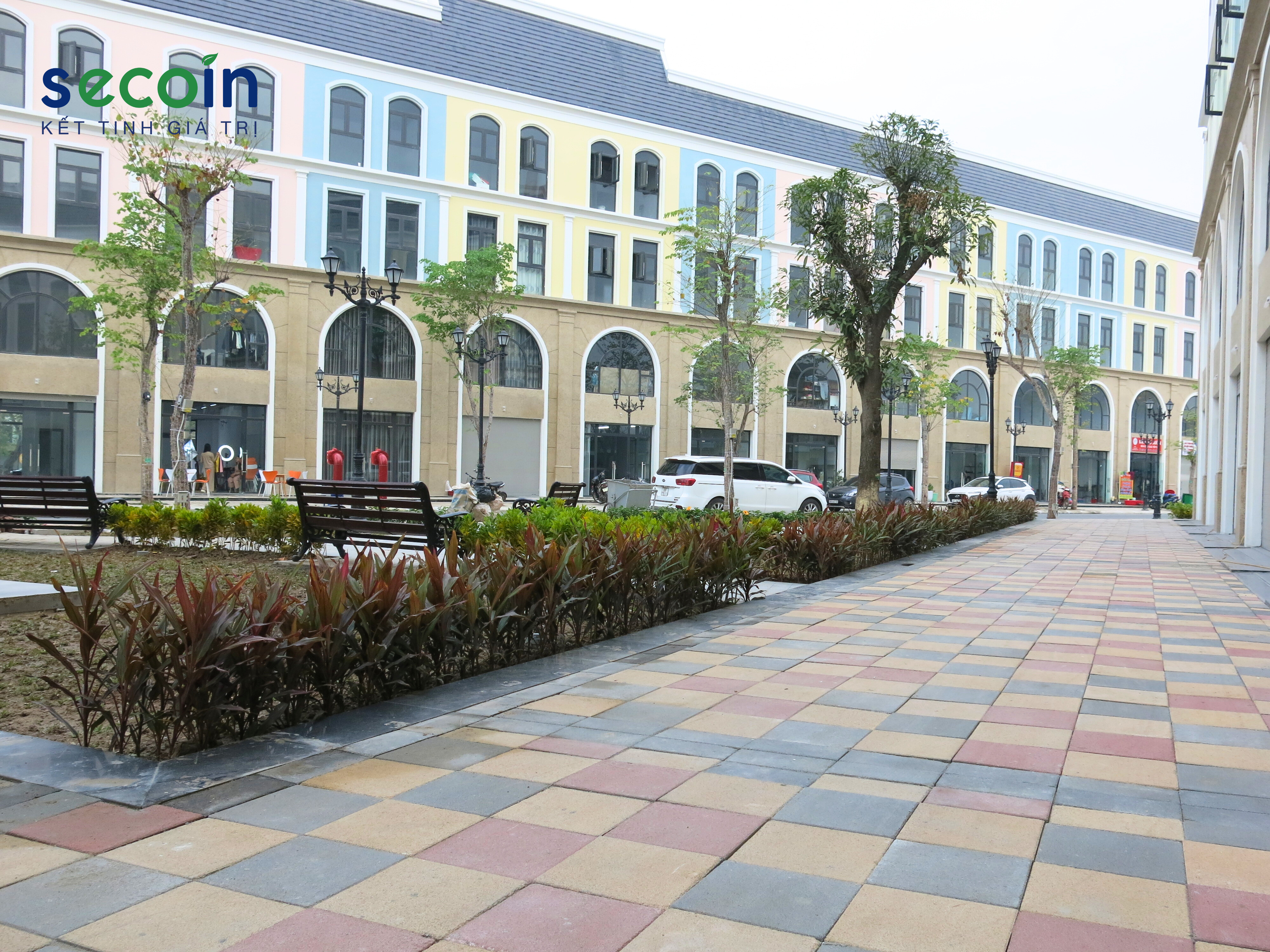  gạch Sabbiato tự chèn