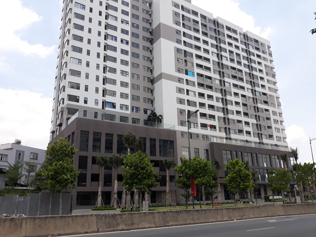 Gạch nghệ thuật ngoài trời Secoin tại Flora Novia Thủ Đức