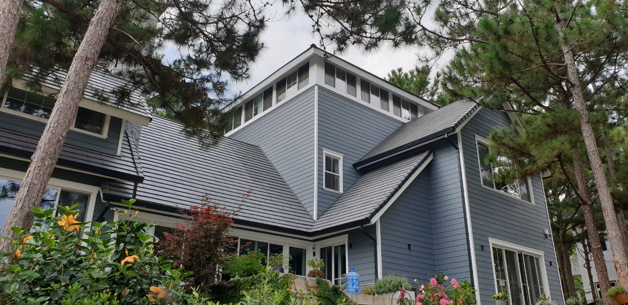 Ngói phẳng kiểu Pháp Secoin tại Khu nghỉ dưỡng cao cấp Thiên Nhân