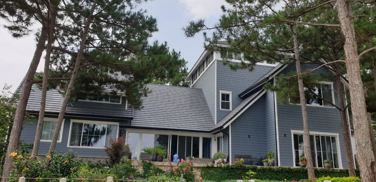 Ngói phẳng kiểu Pháp Secoin tại Khu nghỉ dưỡng cao cấp Thiên Nhân