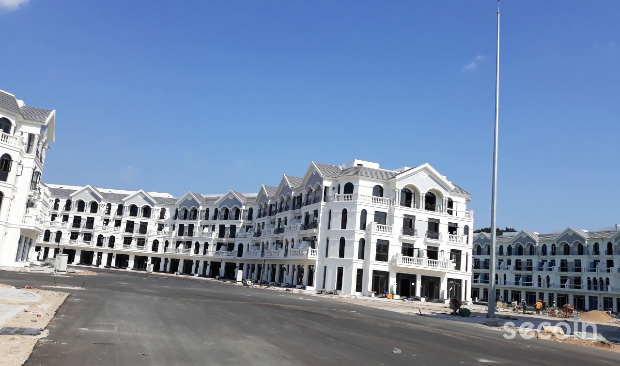 Ngói màu cao cấp Secoin tại Vinhome Grand World Phú Quốc