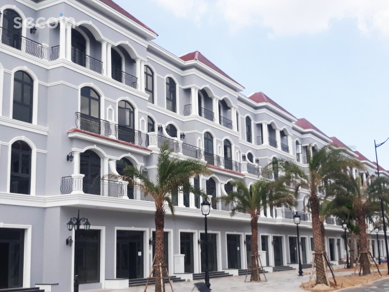 Ngói màu cao cấp Secoin tại Vinhome Grand World Phú Quốc