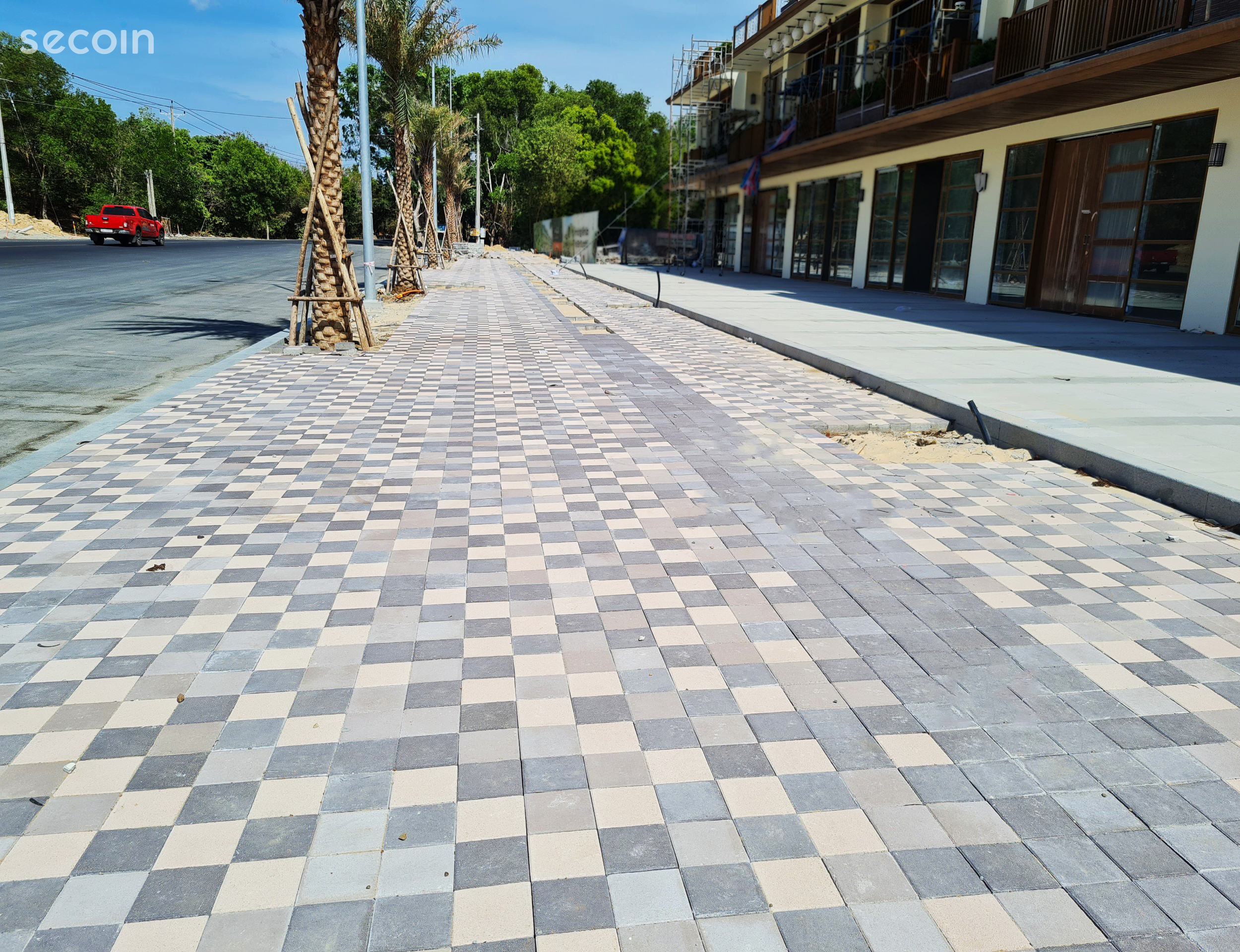 Gạch Sabbiato tự chèn tại Dự án Morito Beach - Vũng Tàu thuộc NovaWorld Hồ Tràm