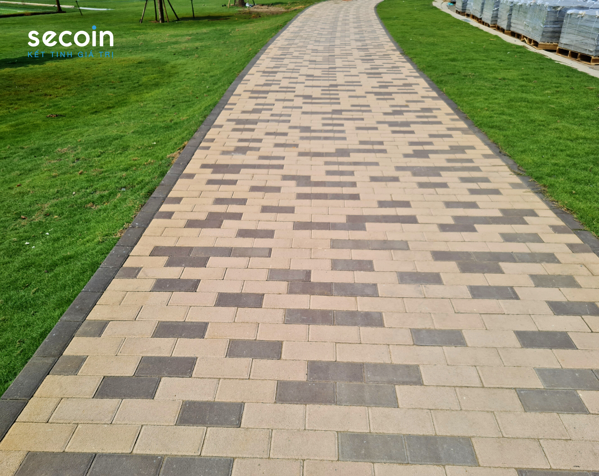 Gạch Sabbiato tự chèn Secoin tại Dự án Izumi City – Đồng Nai