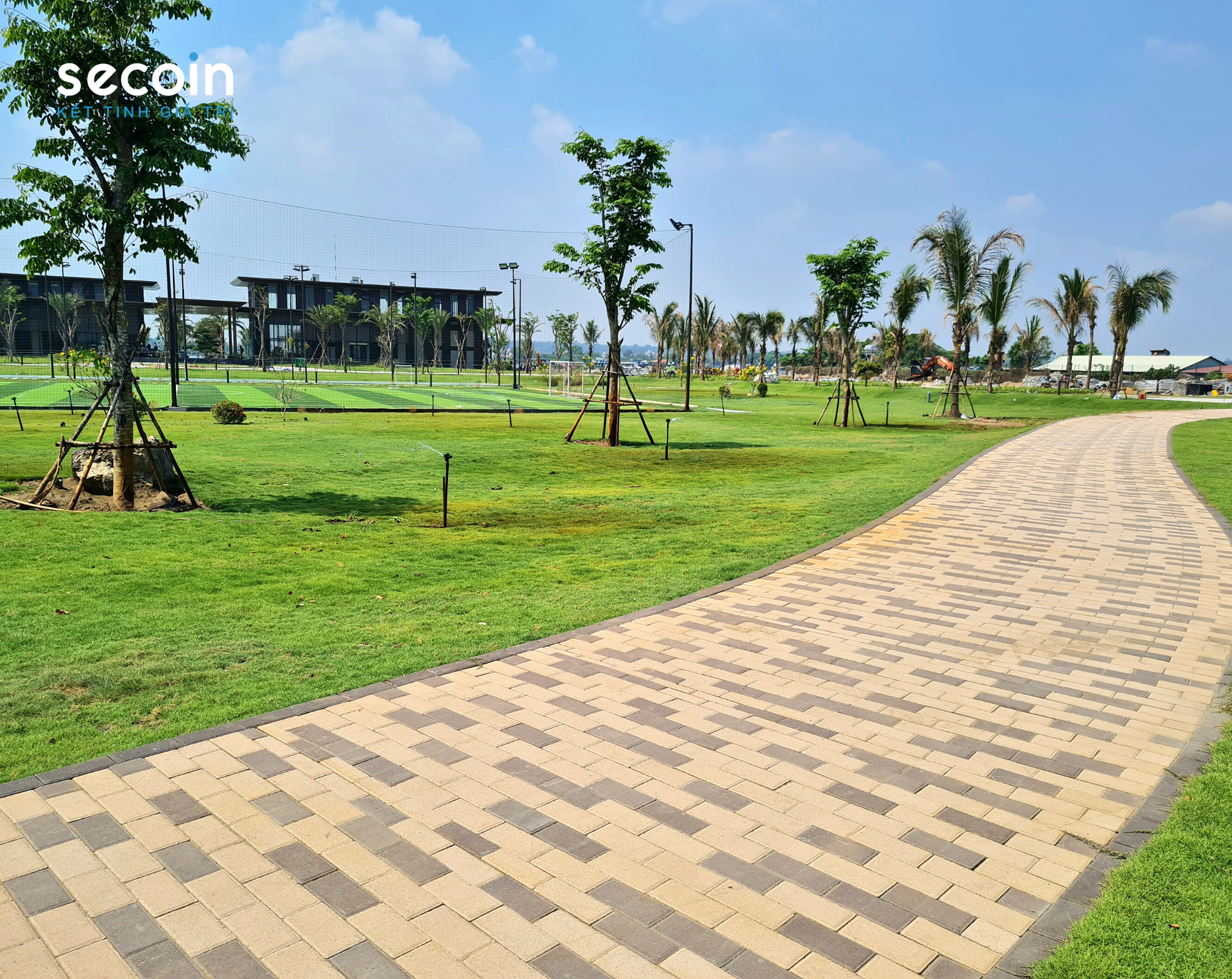 Gạch Sabbiato tự chèn Secoin tại Dự án Izumi City – Đồng Nai