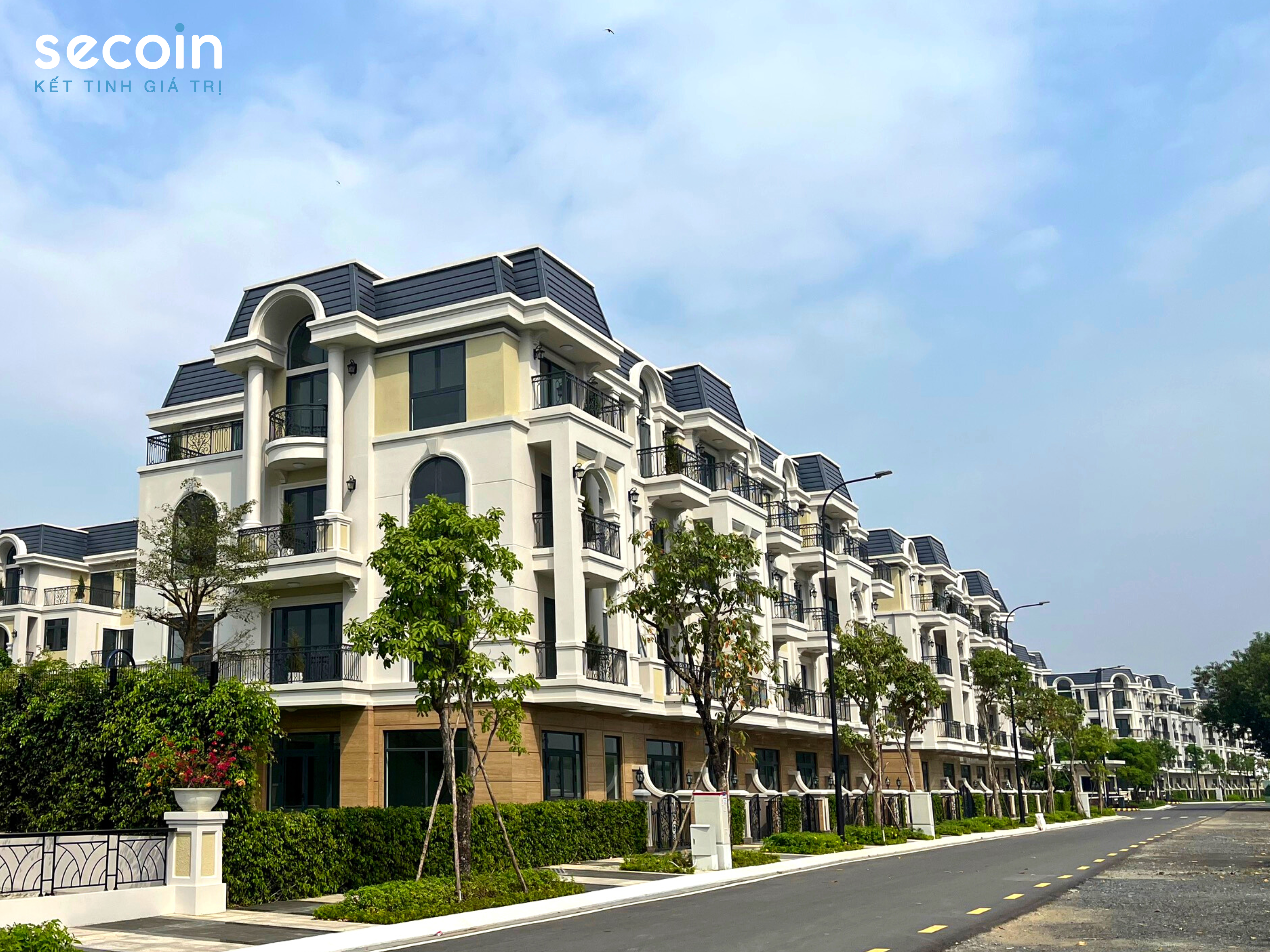 Ngói phẳng kiểu Pháp Secoin tại The Classia Khang Điền – TP.Hồ Chí Minh