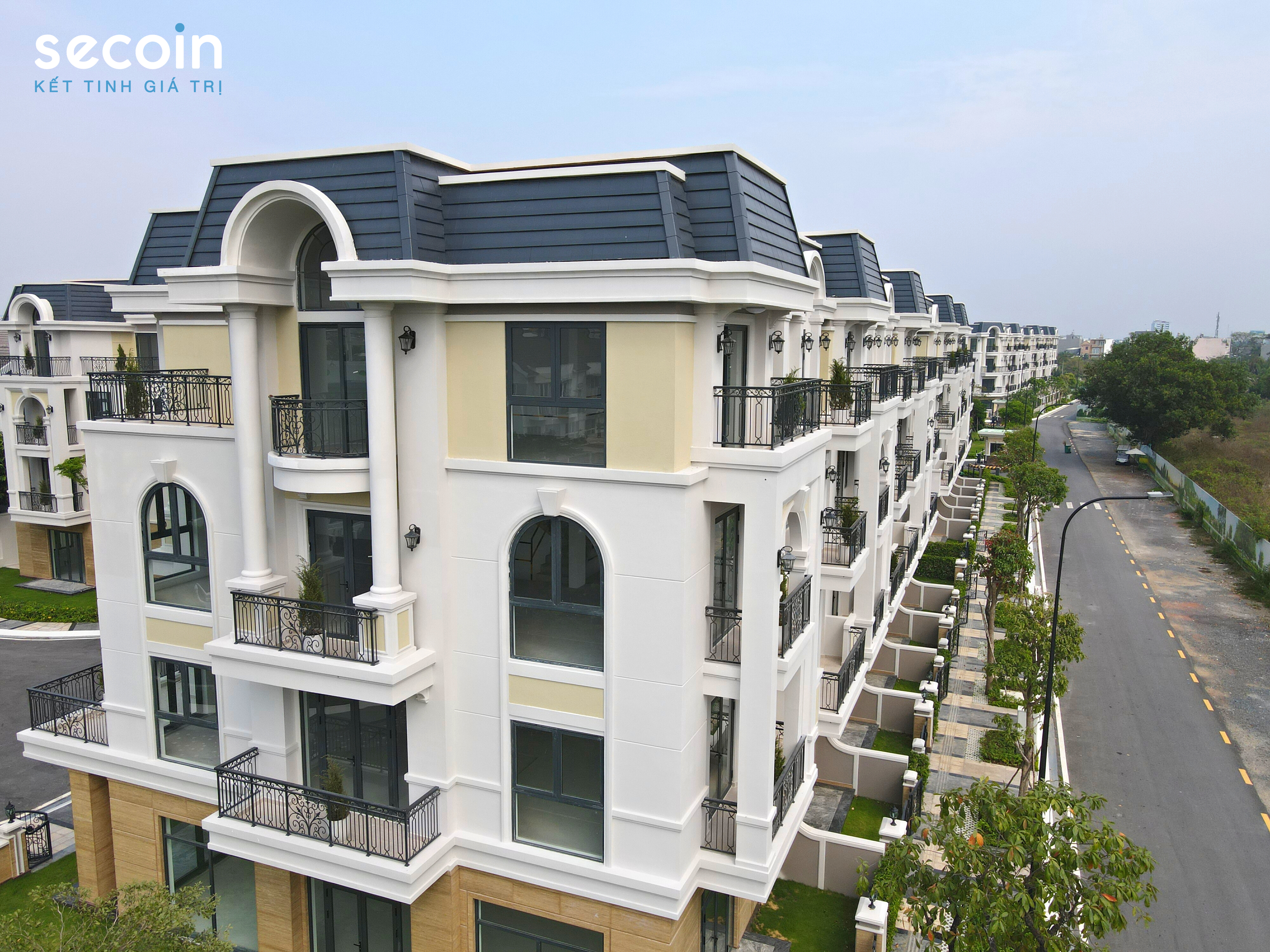 Ngói phẳng kiểu Pháp Secoin tại The Classia Khang Điền – TP.Hồ Chí Minh