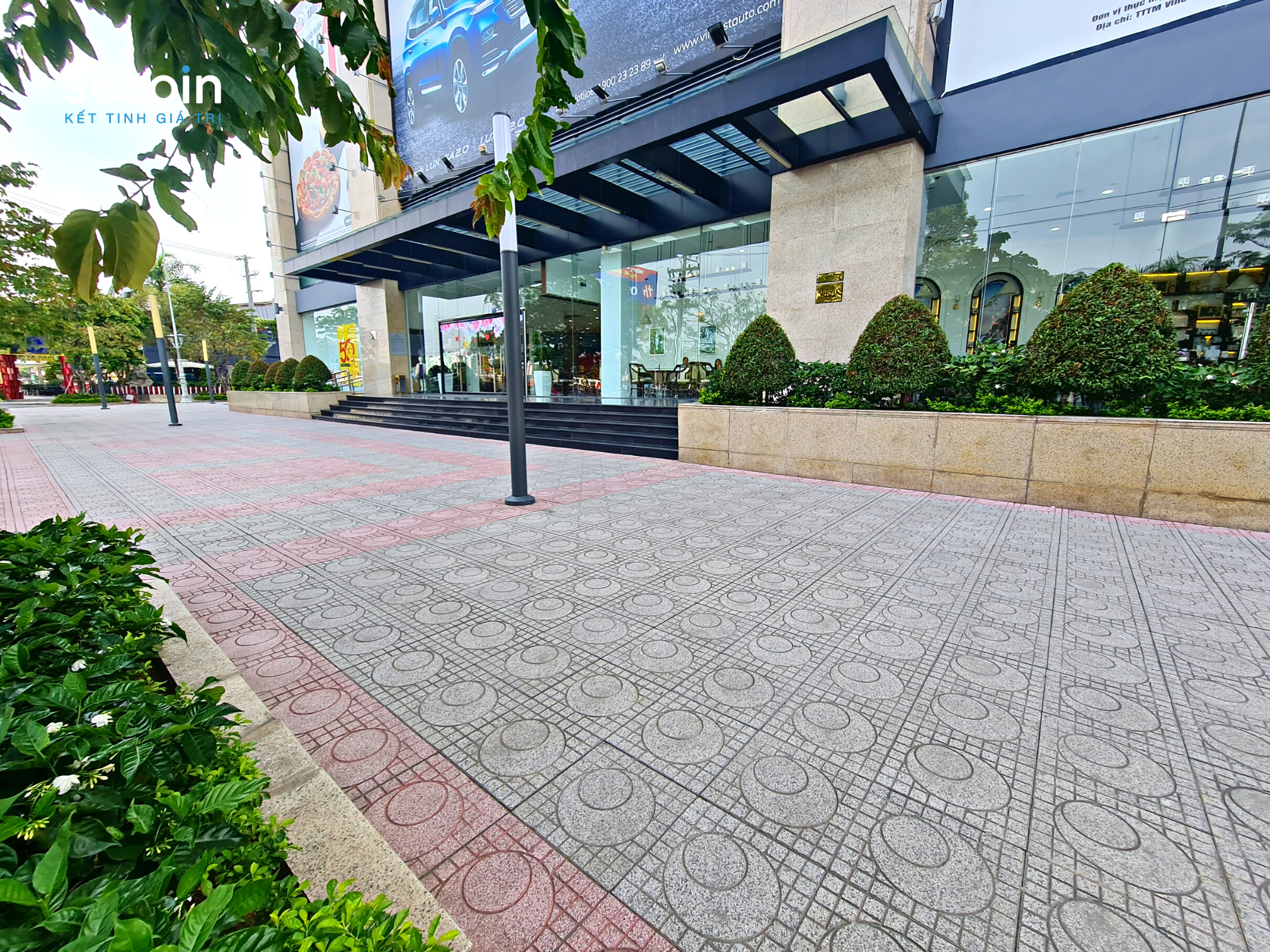Gạch Terrazzo ngoài trời Secoin tại Vincom Plaza Long Xuyên, An Giang