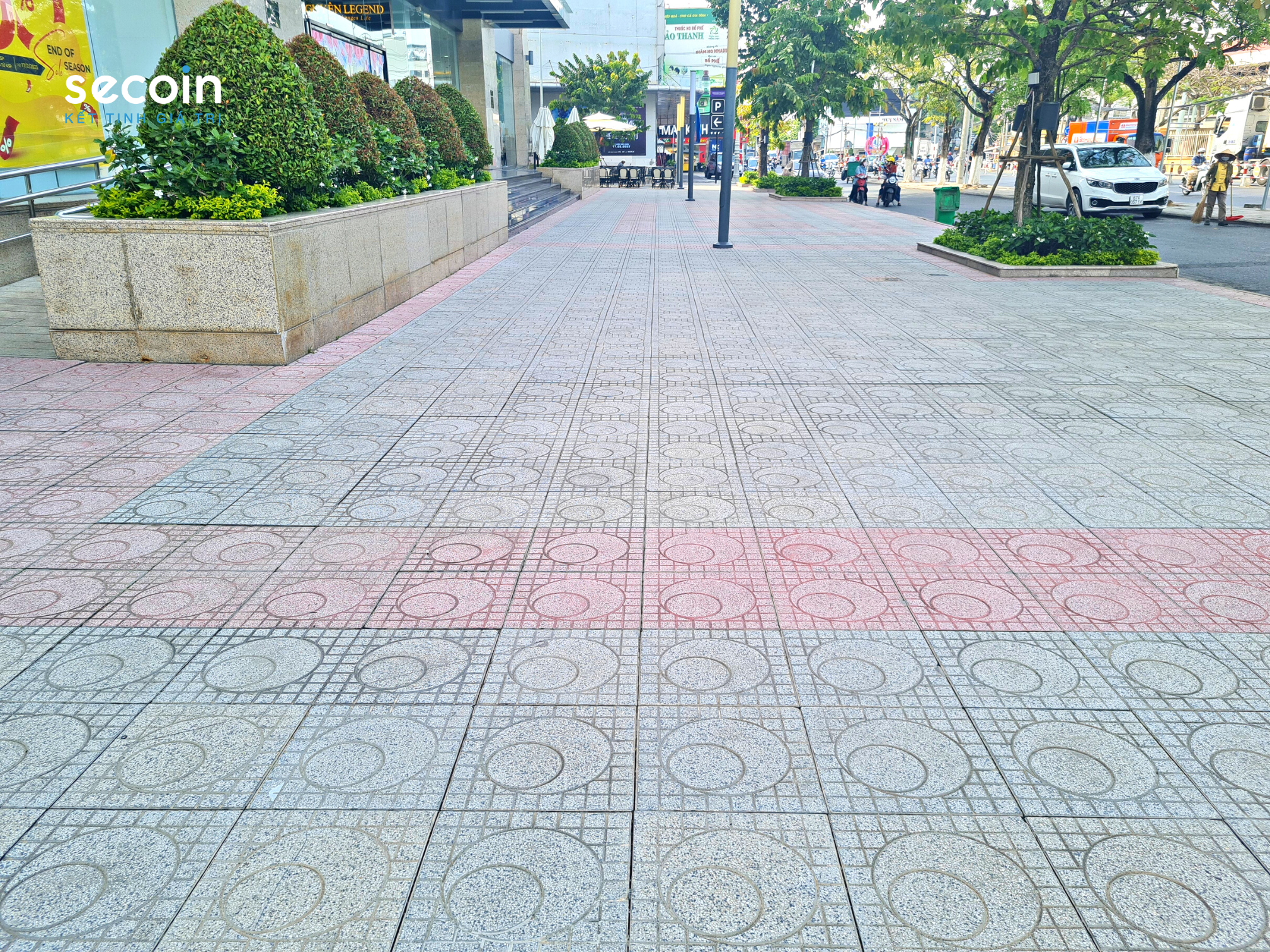 Gạch Terrazzo ngoài trời Secoin tại Vincom Plaza Long Xuyên, An Giang