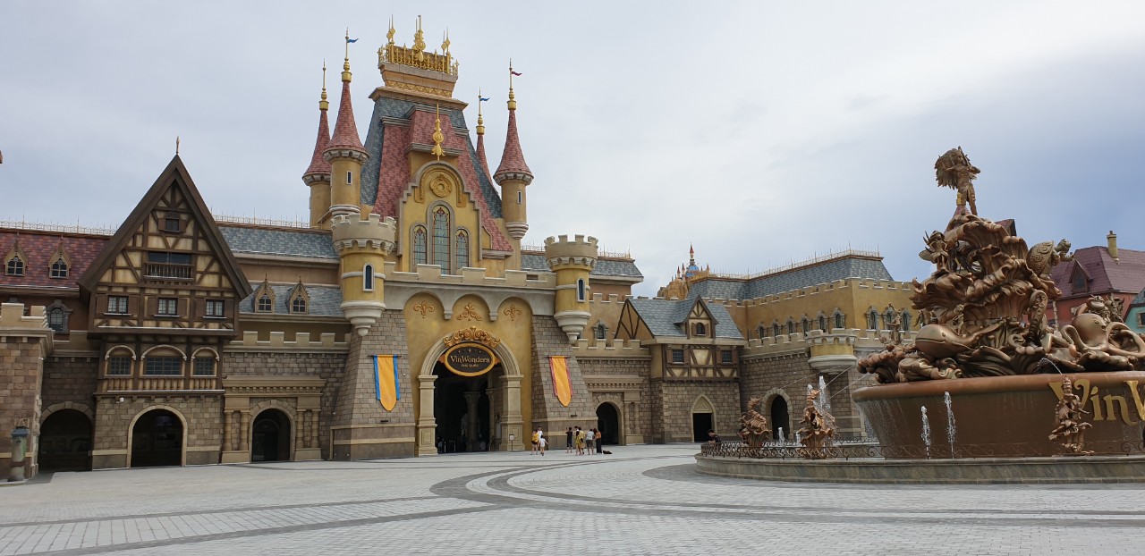 Gạch nghệ thuật ngoài trời Secoin tại VinWonders - Vinpearl Phú Quốc