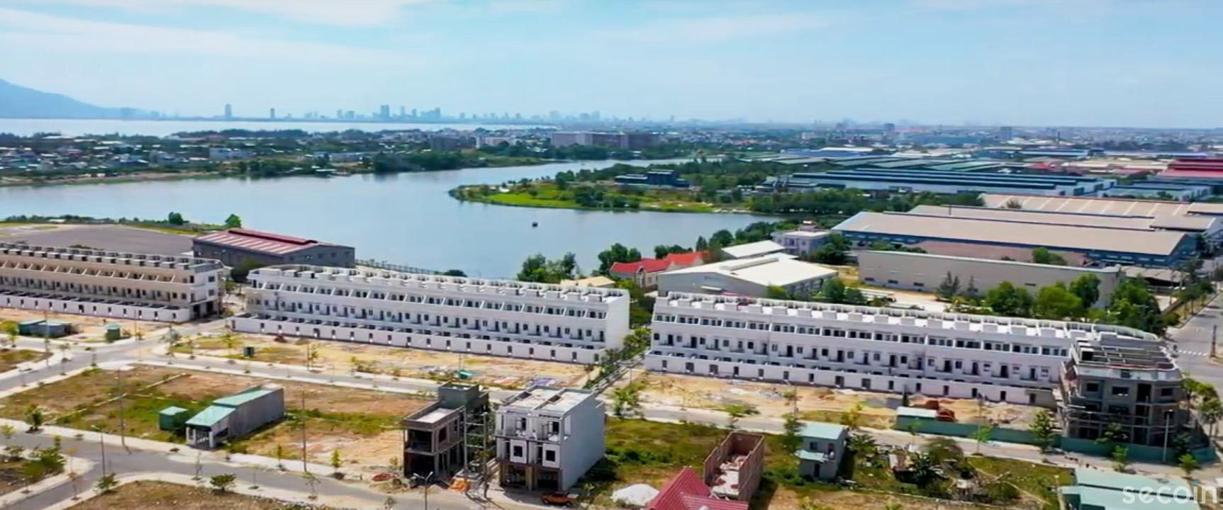 Ngói giả đá Secoin tại Shophouse Lakeside Palace