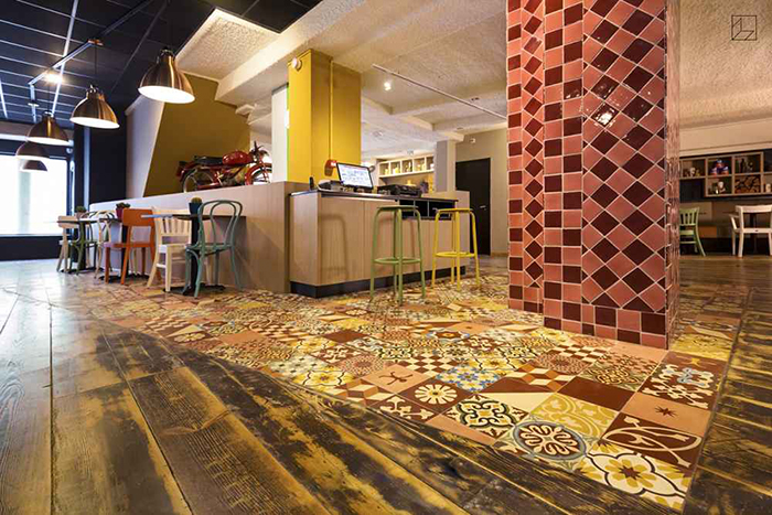 Gạch bông Secoin tại Very Italian Pizza Breda, Hà Lan