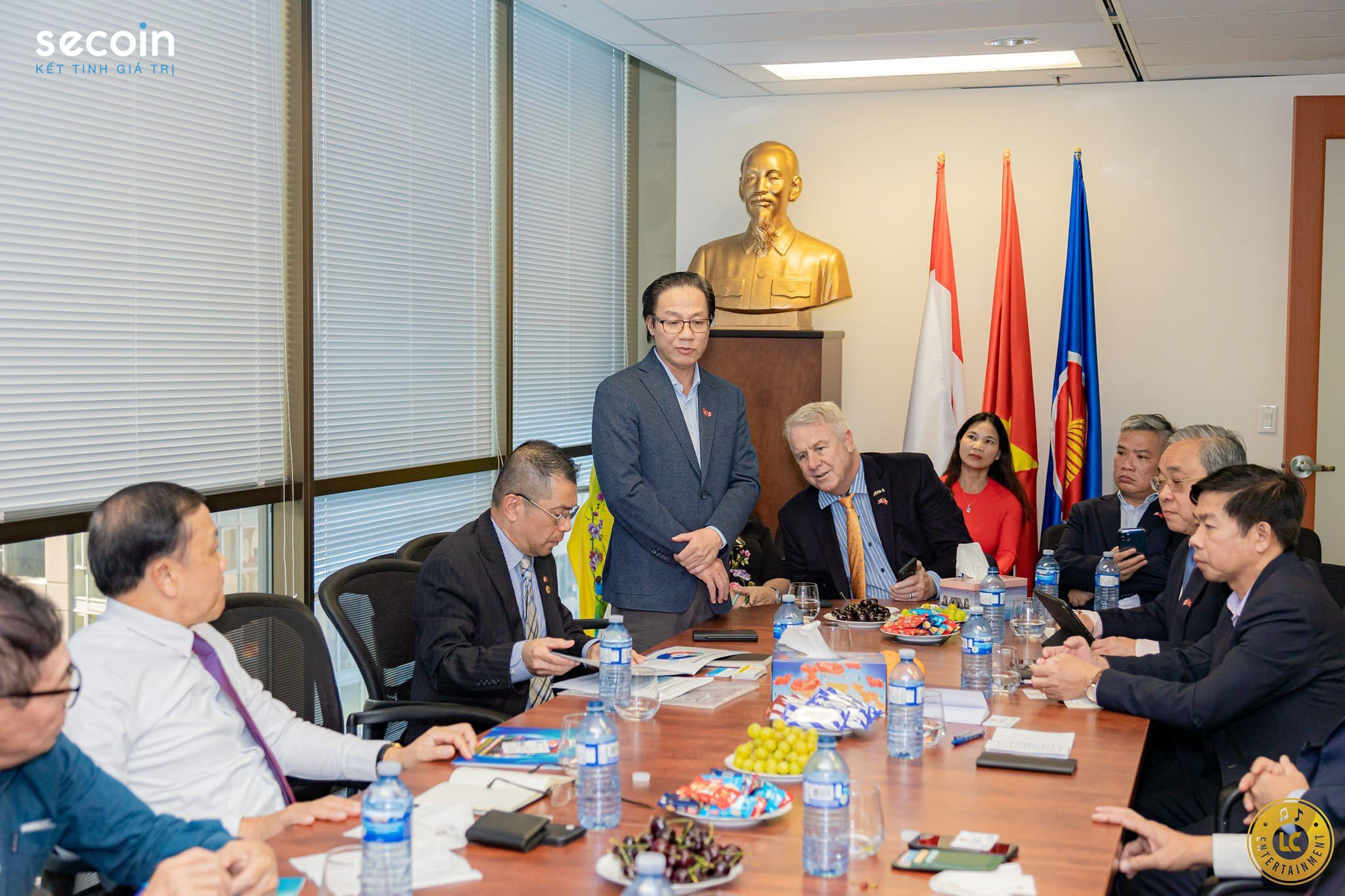 Secoin join Ho Chi Minh city delegation to visit and work in Canada