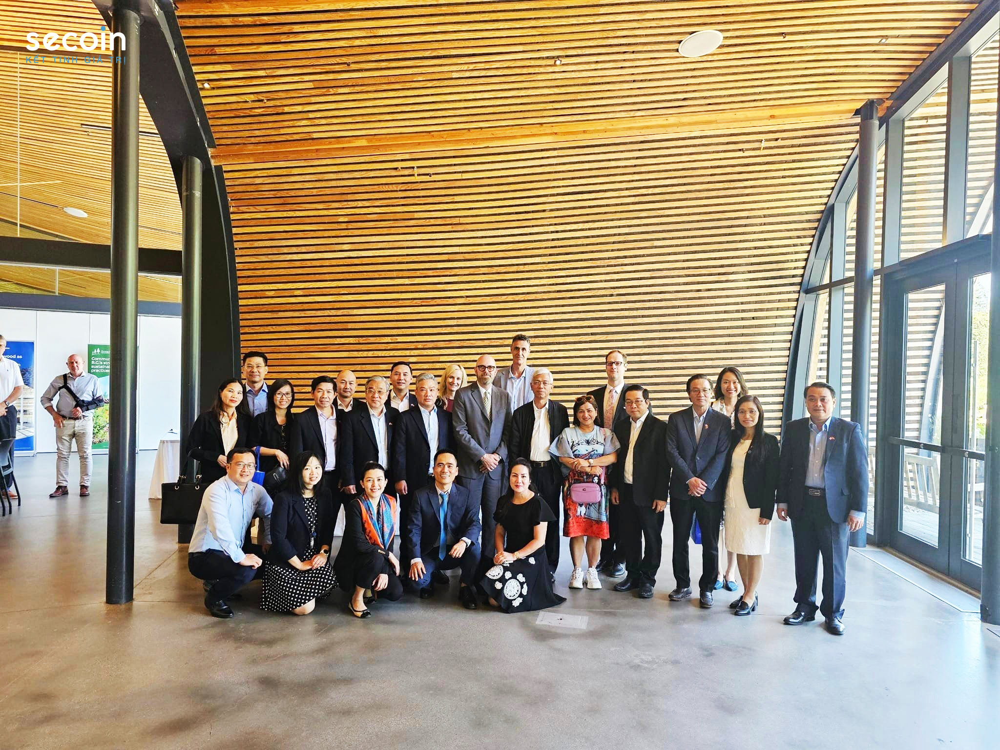 Secoin join Ho Chi Minh city delegation to visit and work in Canada