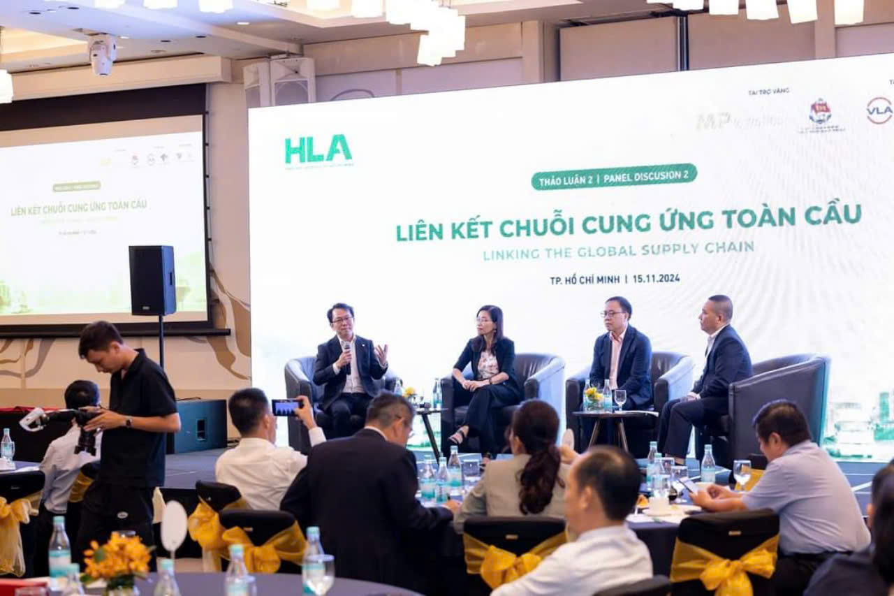 Ms. Vo Thi Lien Huong - General Director of Secoin Company participated in the Ho Chi Minh City Logistics Forum 2024