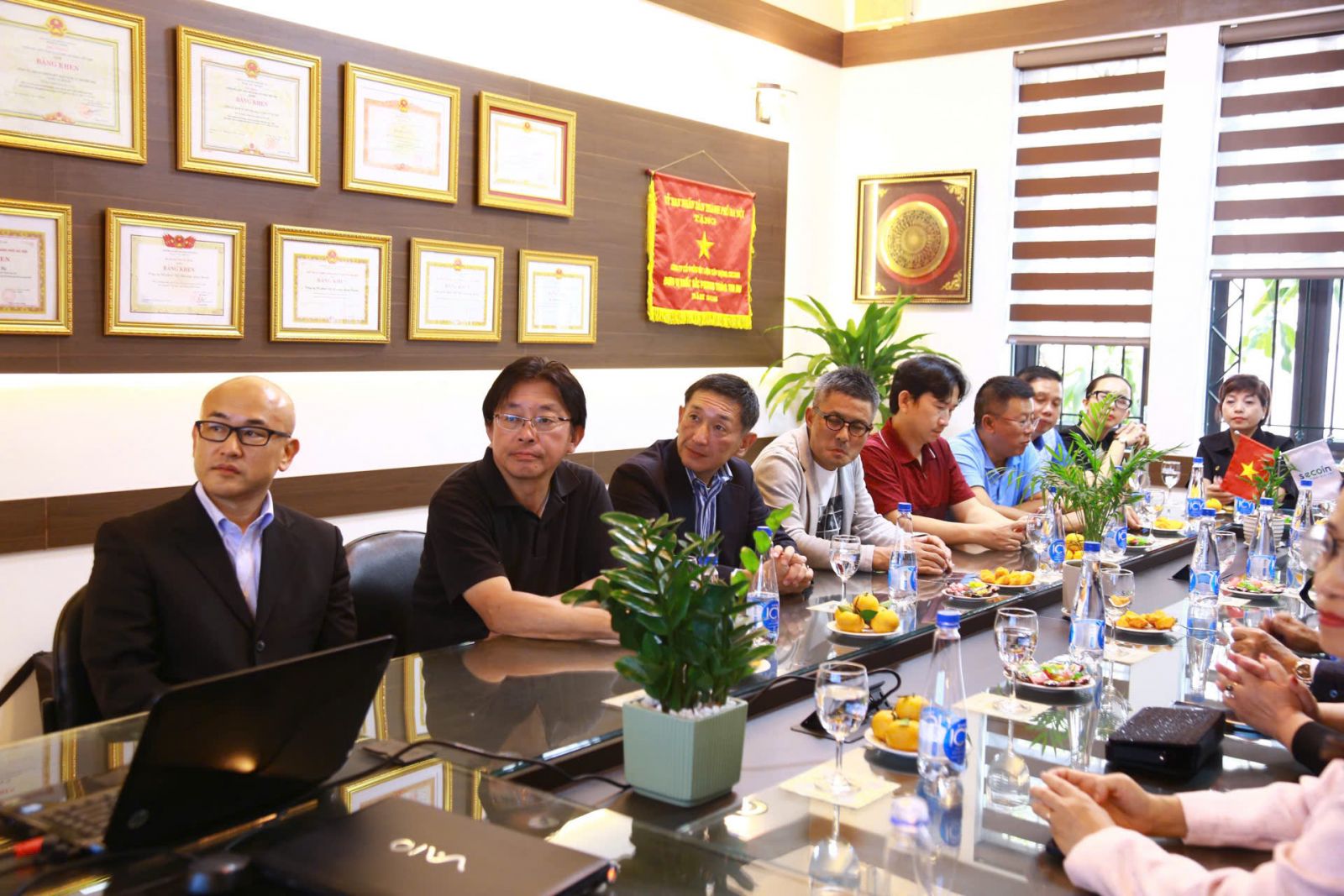Saca and Japanese experts visit Secoin headquarters in Hanoi