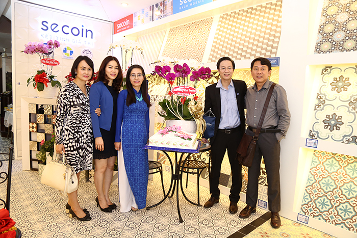 Secoin khai trương showroom 2 trưng bày gạch ngói nghệ thuật tại Quận 10, TP HCM