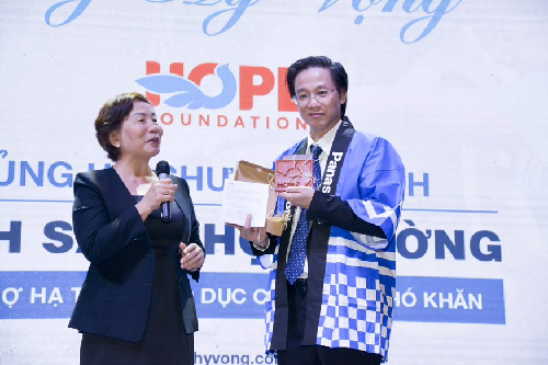 Chương trình từ thiện nhân lễ kỷ niệm 30 năm Secoin tại Hà Nội và TP Hồ Chí Minh